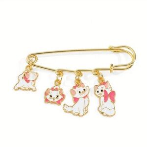 Marie Aristocats charm broach - Disney inspired